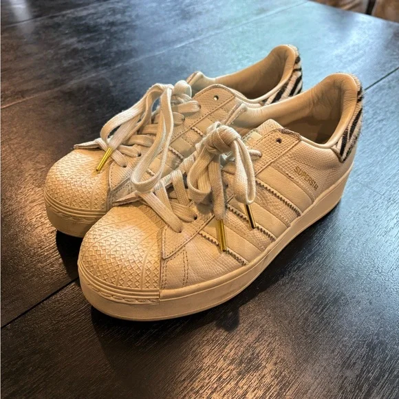 Adidas Superstar Bold Sneaker - Womens Size 8